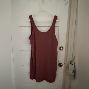 Lululemon size 10 dress fits like XL